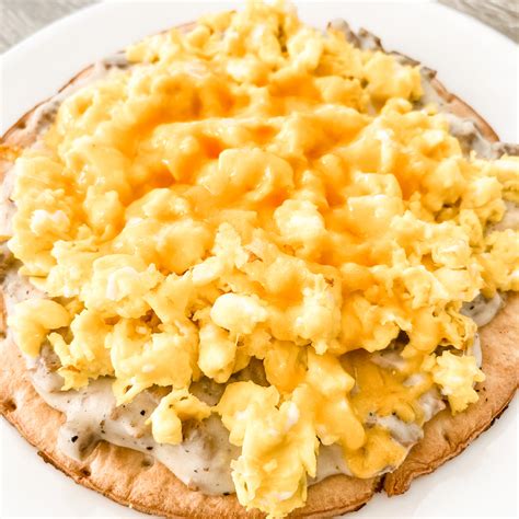 Gluten Free Breakfast Pizza - Pinch of Gluten Free Recipes