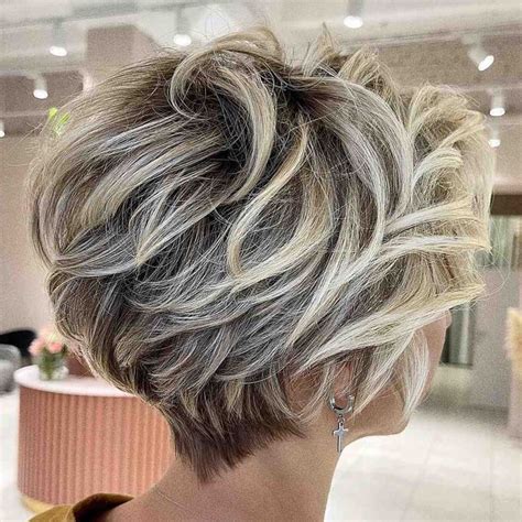 Corte Feminino Short Bob - corte-feminino-curto-short-bob - Kioshi Sako