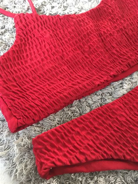 Free Shipping Triangle Ruffles Crochet Bikini Set Jkp