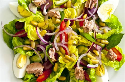 Receita Prática e Fácil de Salada Niçoise Recepedia