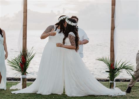 Adorable Lesbian Couples