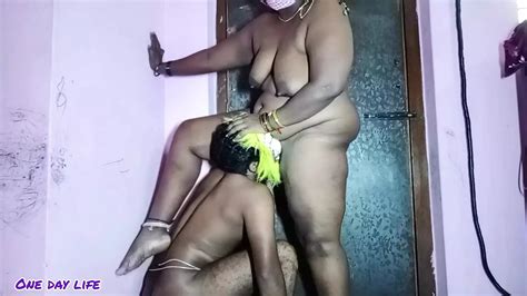 Tamil meia irmã bunda grande faz sexo anal de quatro meio irmão xHamster