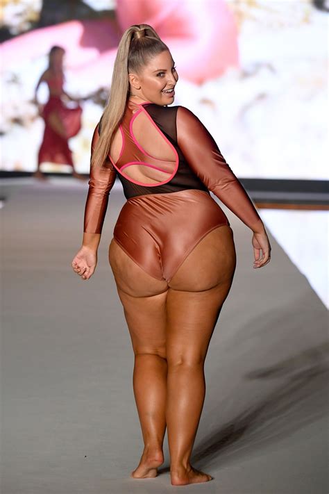 Naked Women On The Catwalk Pussy Show 84 Photos Motherless Porn Pics