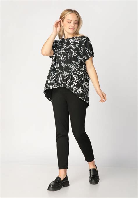 Джинсы женские Селин — купить со скидкой в магазине Леомакс за руб