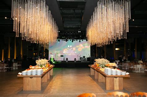 Espaço Catetinho Hall Eventos E Gastronomia - Contemporâneo Hall – Espaço multiuso para eventos