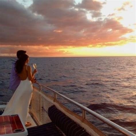 bali hai sunset dinner cruise capture  spectacular bali sunset