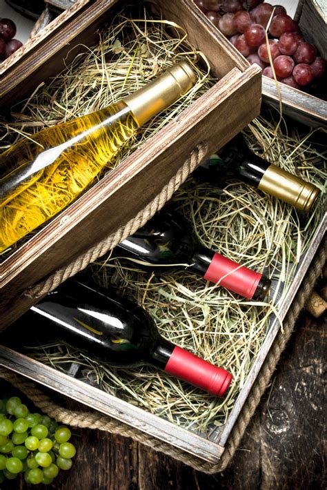 Bulgarian Wine Box- 6 wines, light and fruity