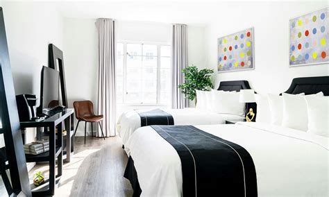 Essex House Hotel, Miami Beach - HotelTonight