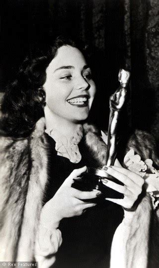 1943 Jennifer Jones Best Actress Oscar Winner For Her Performance In