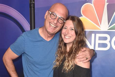 Howie Mandel Dances with His Daughter & Granddaughter