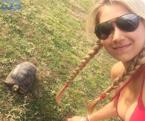 Anna Kournikova Nude Pictures Onlyfans Leaks Playboy Photos Sex Scene Uncensored