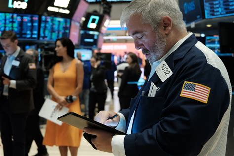 5 Things To Know Before The Stock Market Opens On Friday June 9