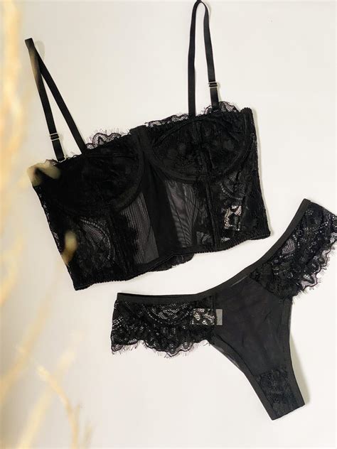 Conjunto De Lingerie Eliza Em Renda Chantilly Tule S Bojo C Aro Calcinha Em Renda E Tule A