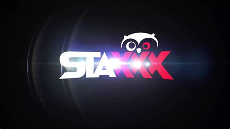 Milf H Ngara Caliente Obtiene Semen En Sus Grandes Tetas Xhamster