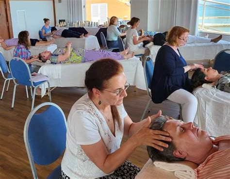 Seminar Dostop do zavesti z obrazno refleksoterapijo Nataša Kos