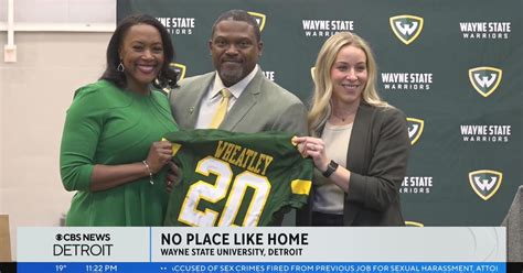 Wayne State introduces Tyrone Wheatley as new football coach - CBS Detroit