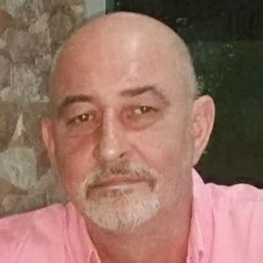 Auntjudys jährige Amateur Oma Aliona reibt ihre reife haarige Muschi xHamster