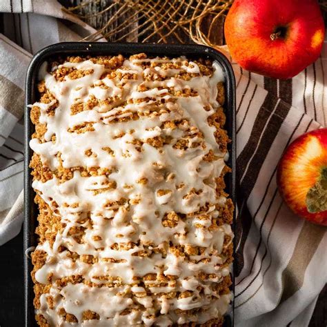 Apple Bread With Crumb Topping Bake Eat Repeat