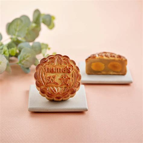 Traditional White Lotus Paste With Double Yolks Mooncake Home S Favourite