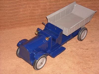 Late S Pressed Steel Open Cab Structo Dump Truck Buddy L Tonka