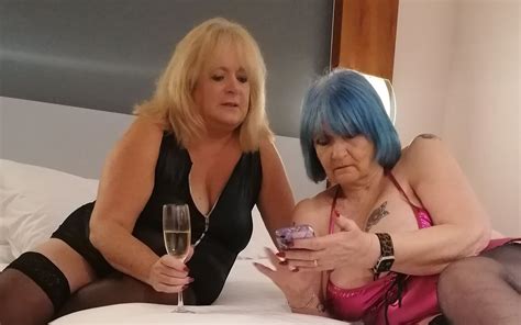 Nicola And Mazza Part Colored Hair Amateur Porn By FapHouse XHamster