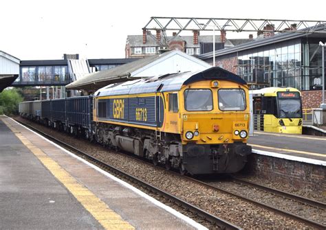 Late Running H Gbrf Passing Through Altrincham Wi Flickr