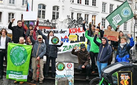 Demo von Fridays for Future gegen Braunkohleabbau unter Lützerath