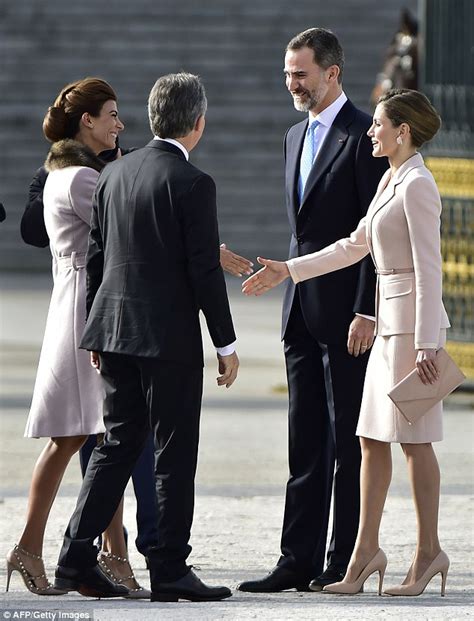 When In Doubt Wear Nude Just Like Queen Letizia Shoes Post