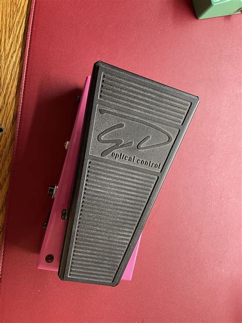 George Dennis Parametric Wah Reverb