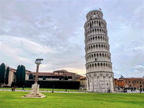 Locals Guide To Going To The Beach Near Lucca 6 Best Beaches Map