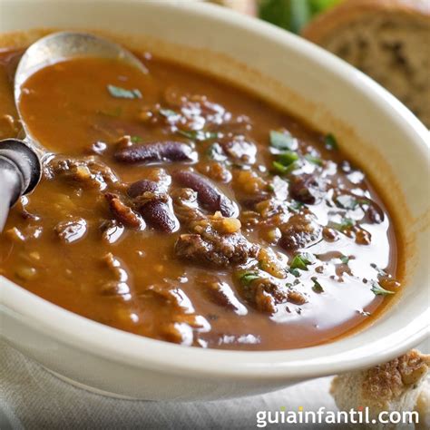 Potaje de alubias rojas con verduras Receta de legumbres para niños