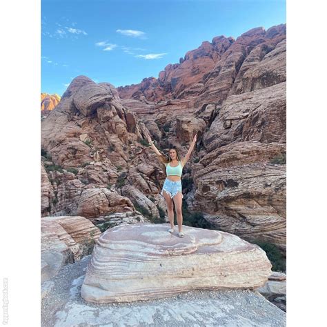 Faye Reid Fayelreid Nude OnlyFans Leaks Fappening FappeningBook