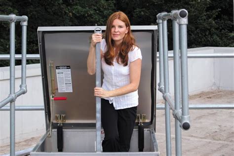 Ladderup® Safety Post Bilco Uk