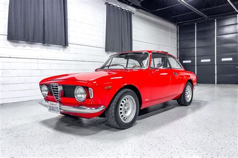 Place Bid Dt Alfa Romeo Giulia Sprint Gt Veloce Pcarmarket