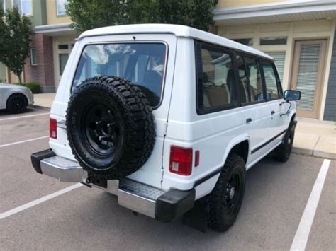 Mitsubishi Montero Ls Rare X Door Classic Suv Color White