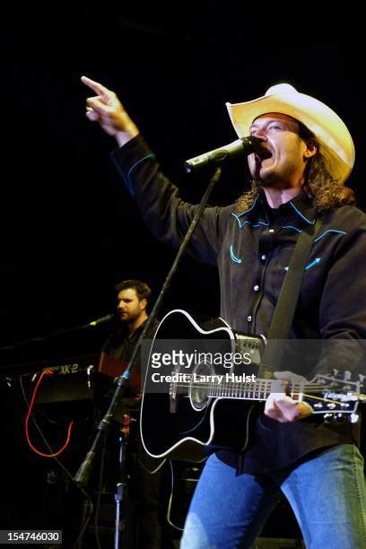 15 428 Jason Aldean Photos And High Res Pictures Getty Images