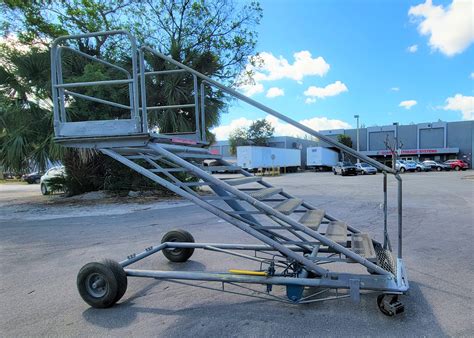 Parramatta station stand b4 delays are causing issues for travelers 26