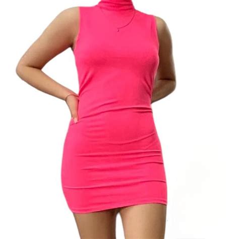 Vestido feminino Canelado Curto Alça Costas Aberta Gola Alta midi