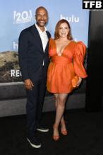 Rachel Bloom Sexy Seen Flaunting Her Hot Tits At The Reboot Premiere In La Aznude