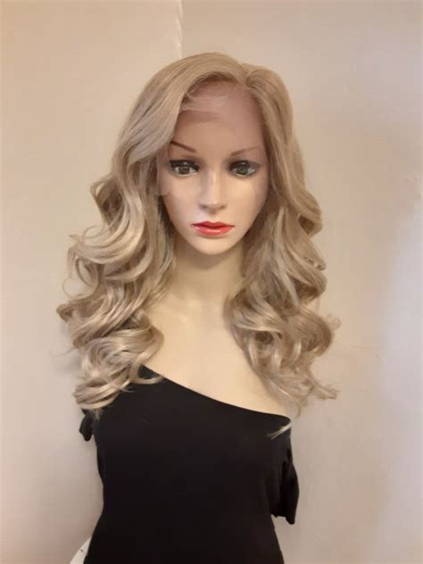 Light Honey Blonde Lace Front Mixed With Blonde Highlights Human Hair