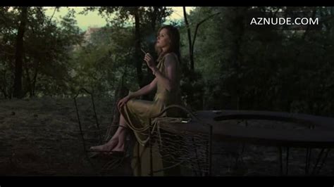 QUEEN KONG NUDE SCENES AZNude