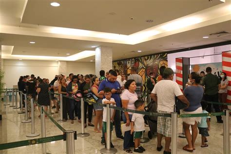 Pais Enfrentam Longa Fila Em Teresina Mas Comemoram Dose Contra A