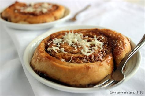 Conversando En La Terraza Golfeados Los Cinnamon Rolls Venezolanoso