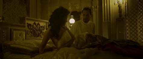 Naked Michalina Olszanska In Matilda