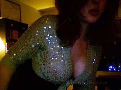 Renee Olstead Looking Fucking Hot And Sexy On Her Leaked Photos Porn Pictures XXX Photos Sex