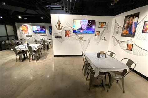 Hot N Juicy Crawfish Opens At Downtown Grand Challenges Lie Ahead Vital Vegas