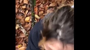 Puta de dólares me hace volar por todas partes en el bosque XVIDEOS