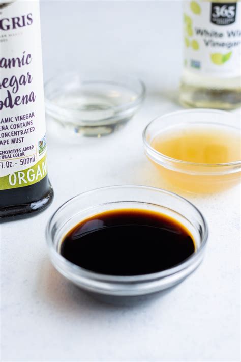 The Best Red Wine Vinegar Substitutes - Evolving Table