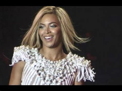 BEYONCE BOOED AT V FESTIVAL NEW BLONDE BOB WIG YouTube