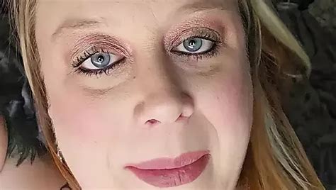 Gorąca seksowna milf rucha się z przodu i tyłu z wibratorami xHamster